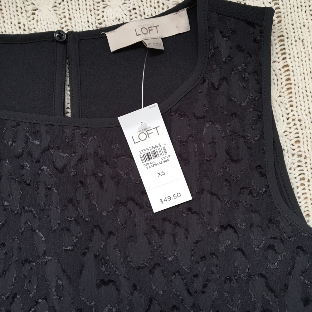 NWT dark gray textured tank